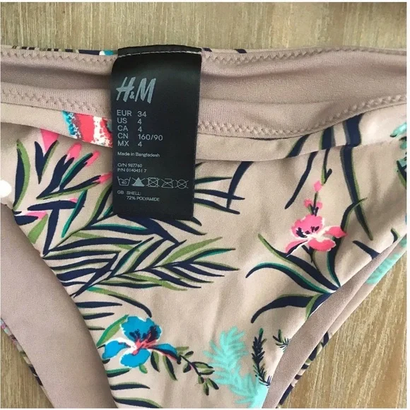 ✨H&M Strapless Bikini Set✨ - Picture 4 of 4